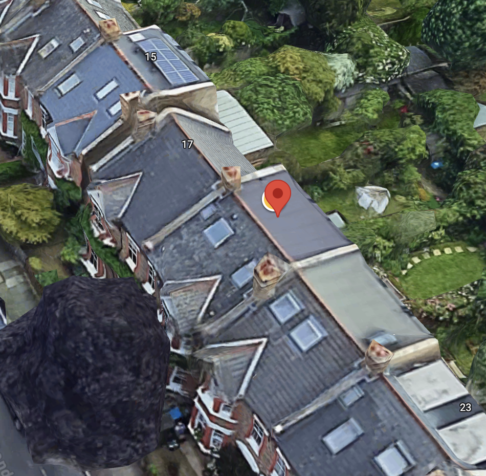 Google Maps oblique view of Louise’s flat rear roof and front slope